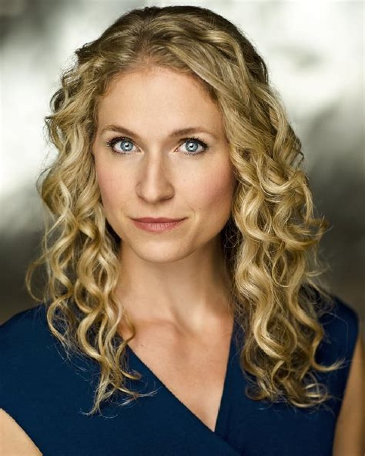 Andrea Runge Net Worth