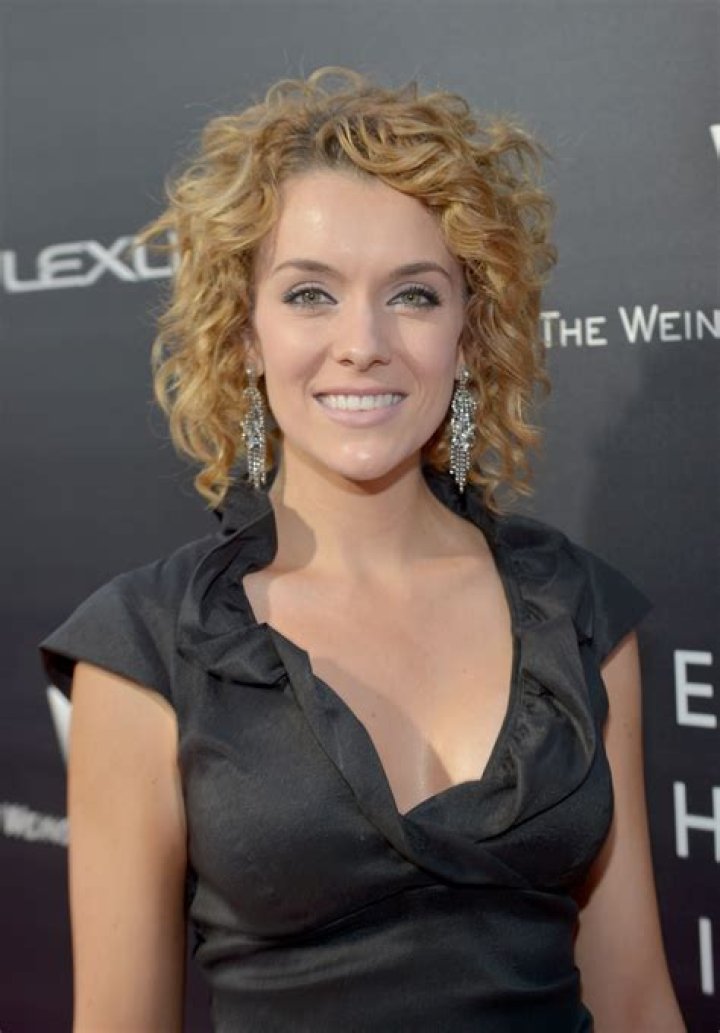 Ashlynn Yennie Net Worth