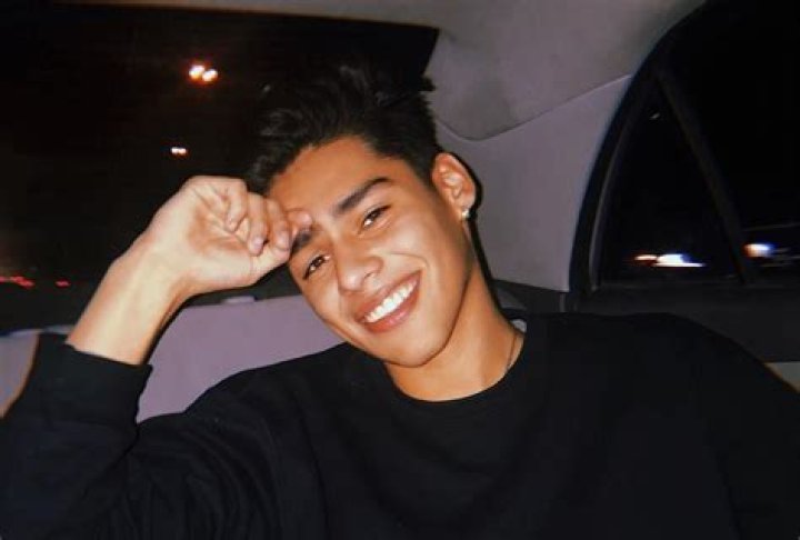 Azalea Davila Net Worth