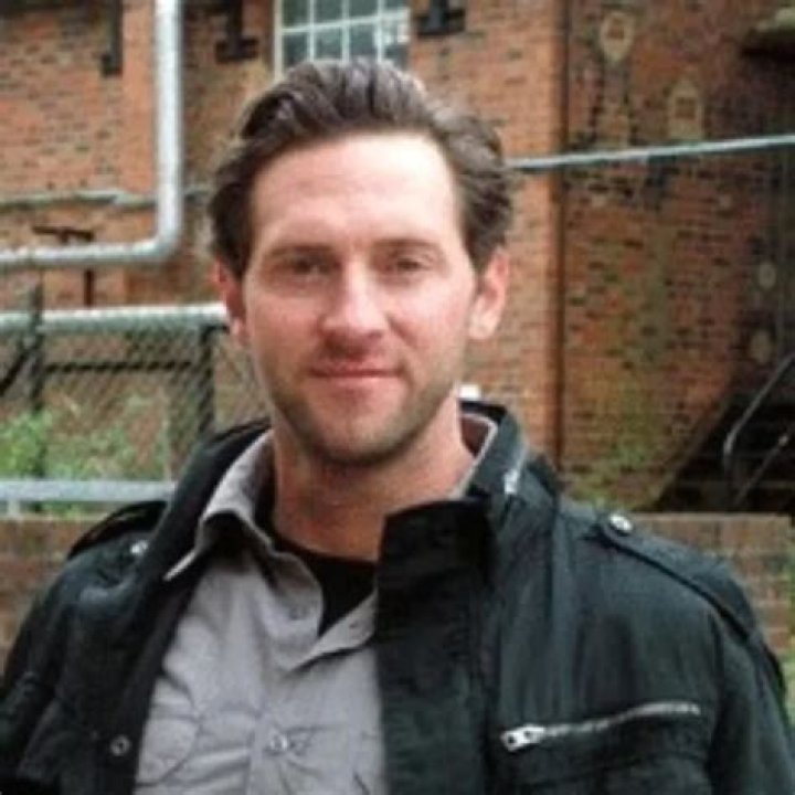 Cade Courtley Net Worth