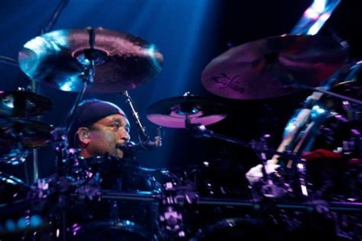 Carter Beauford Net Worth