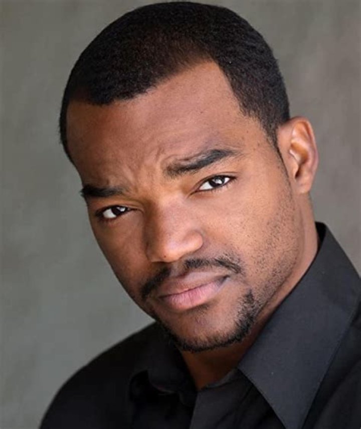 Daniel E. Smith Net Worth