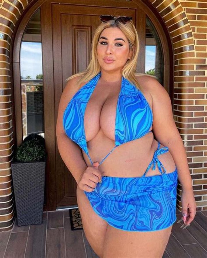 Florencia Lozano Net Worth