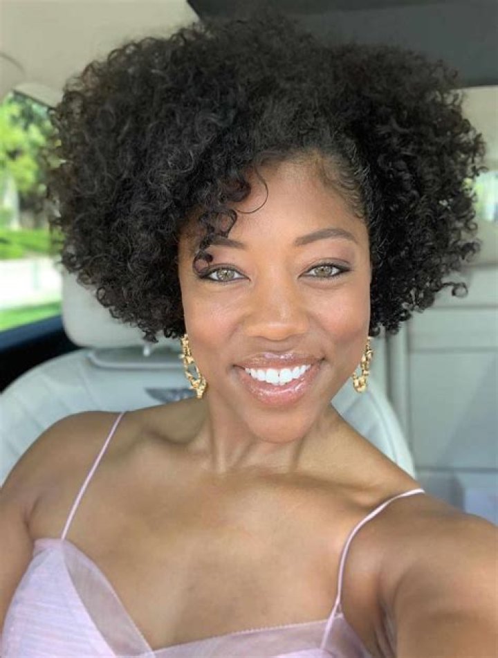 Gail Harvey Net Worth