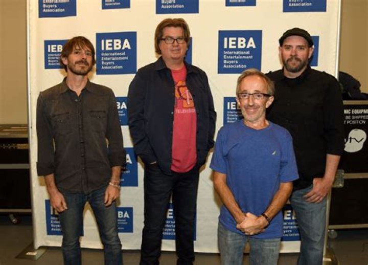 Glen Phillips Net Worth