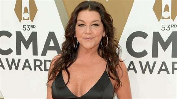 Gretchen Wilson Paukert Net Worth