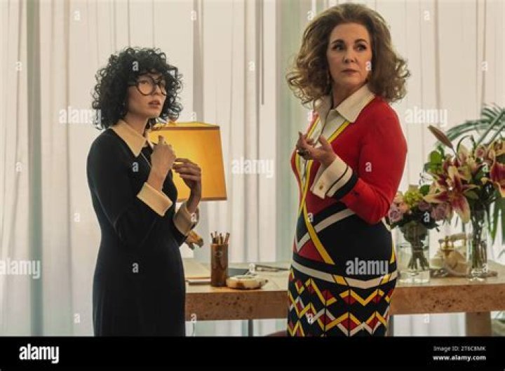 Jasmin Carina Net Worth