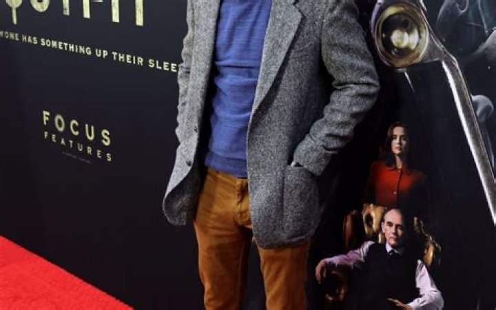 Josh Zuckerman Net Worth