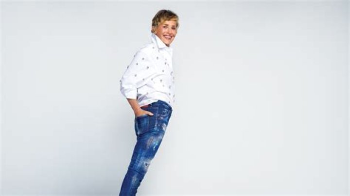 Kelly Stone Net Worth