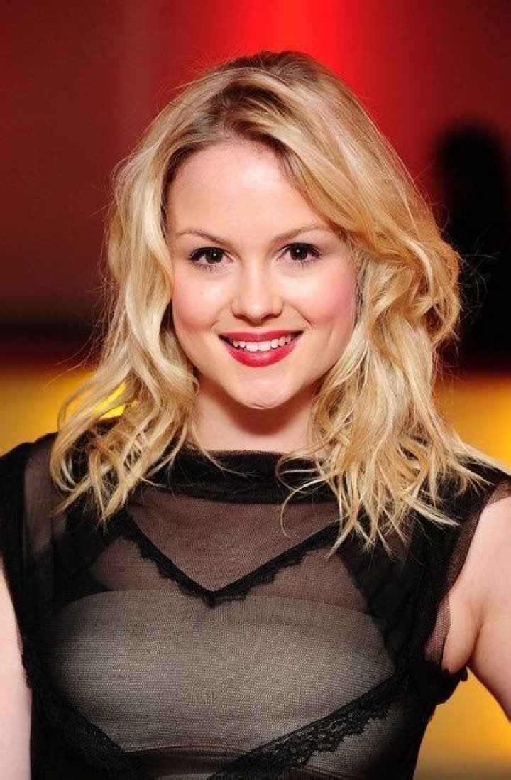 Kimberley Nixon Net Worth