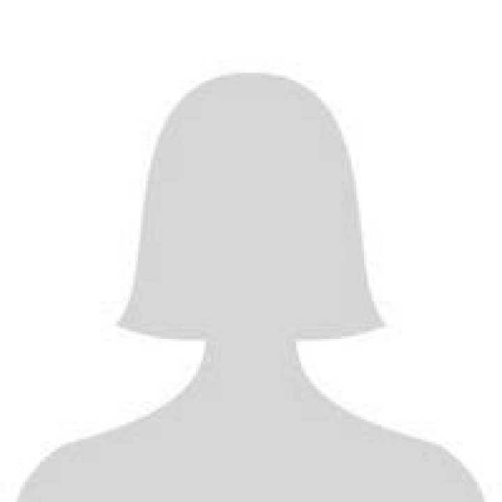 Laura Mooney Net Worth