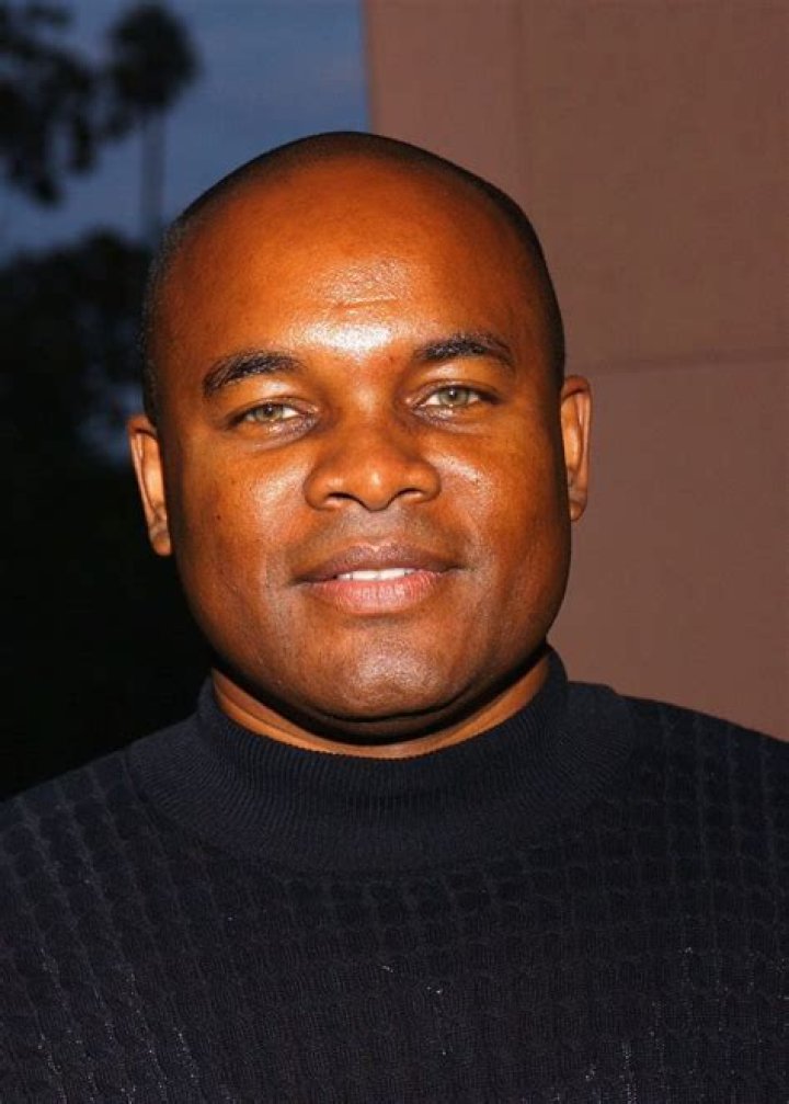 Leslie Small Net Worth