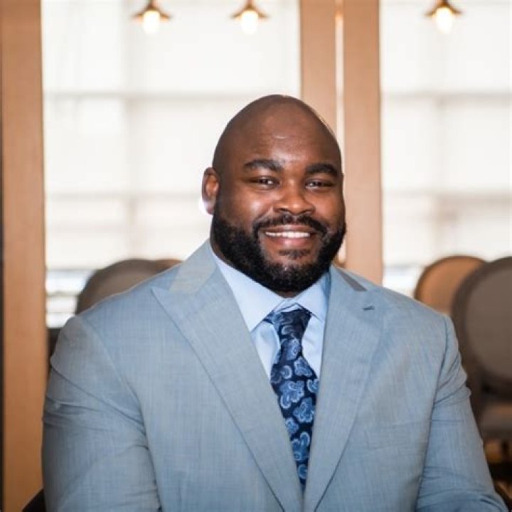 Levi Brown Net Worth