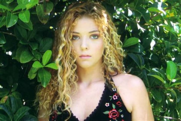 Lindsey Landers Net Worth