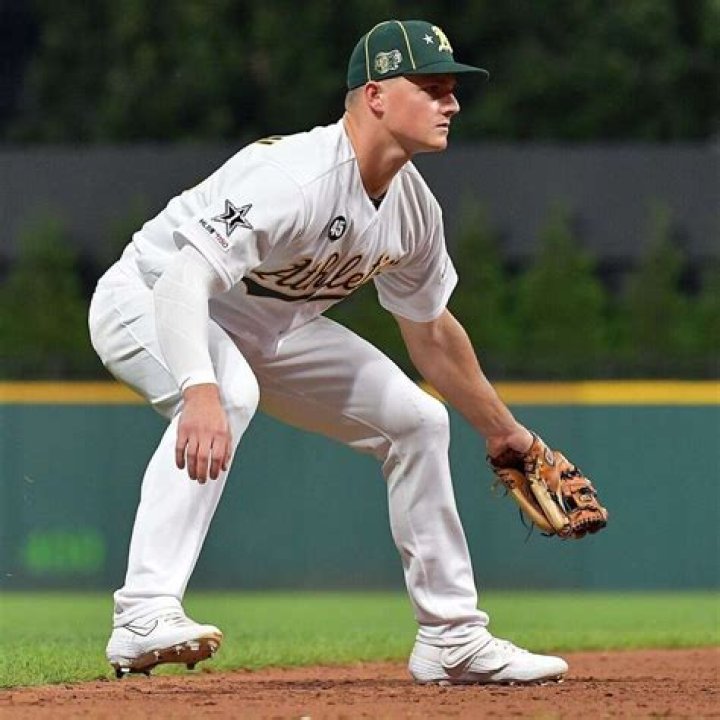 Matt Chapman Net Worth