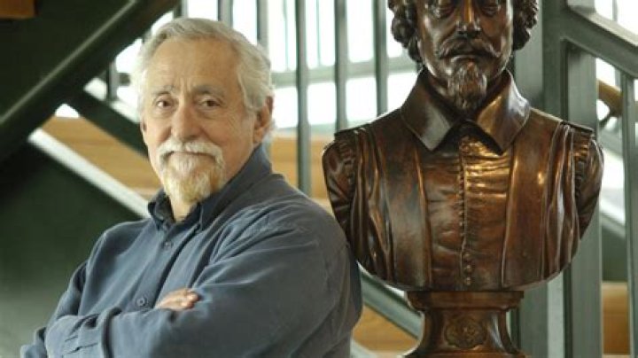 Mike Nussbaum Net Worth