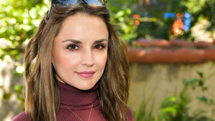 Rachael Leigh Cook Net Worth