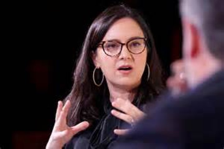 Rachel Weiss Net Worth