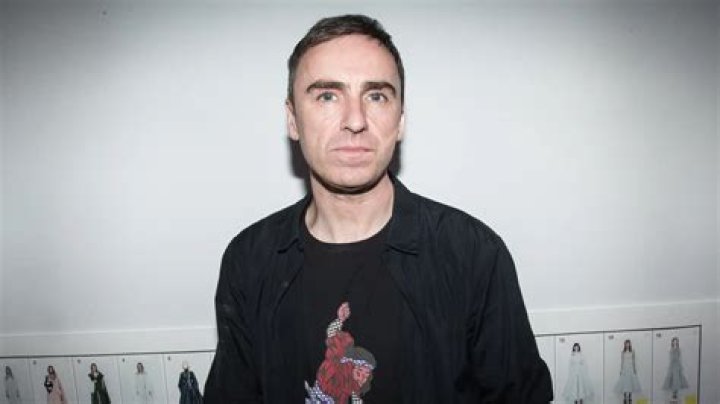 Raf Simons Net Worth