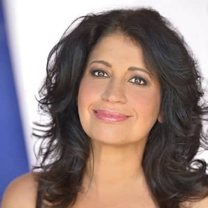 Sonia Darmei Lopes Net Worth