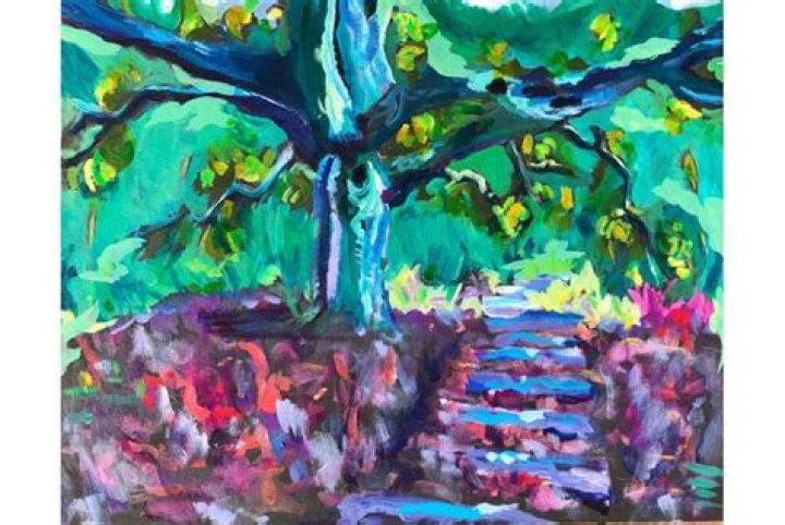 Sooki Raphael Net Worth