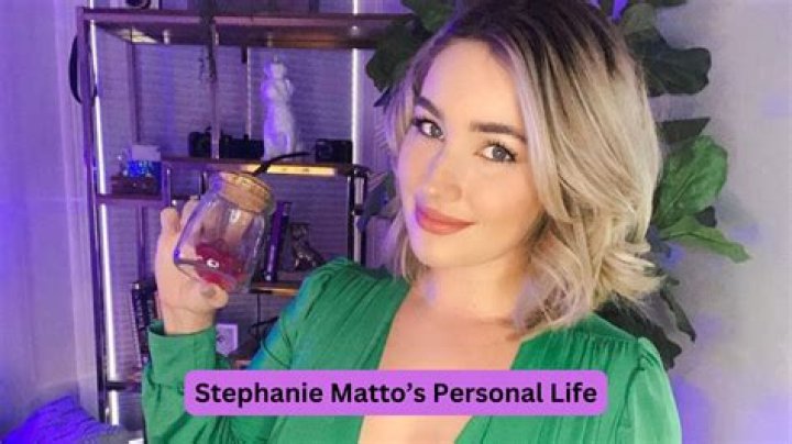 Stephanie Matto Net Worth
