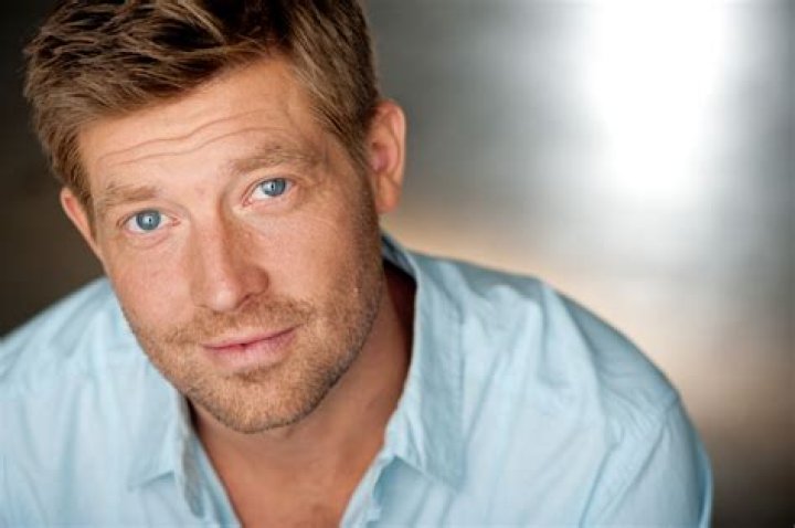 Stephen Snedden Net Worth