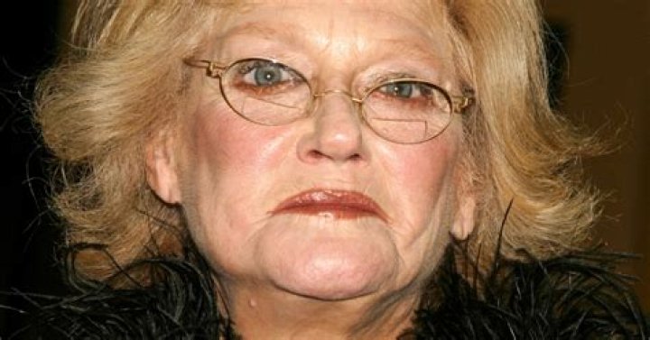 Suzanne Shepherd Net Worth