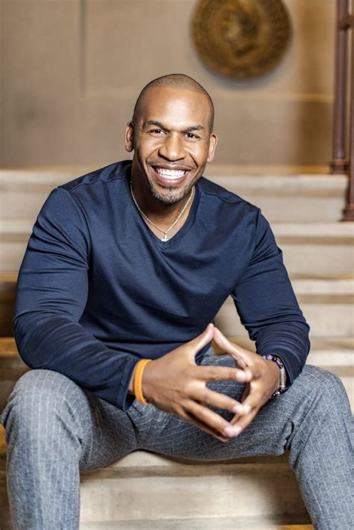 Tiki Davis Net Worth