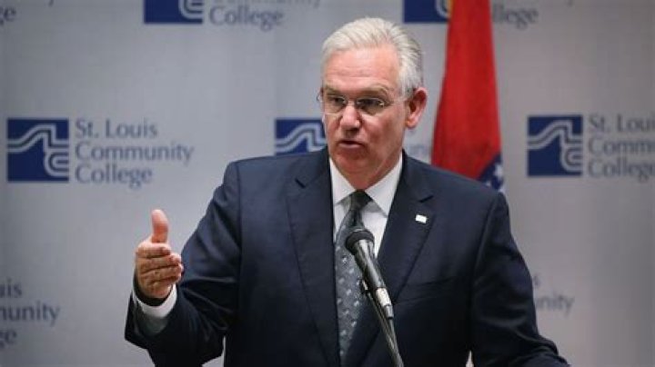 Tyler Nixon Net Worth