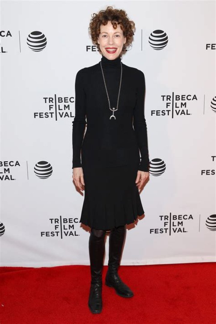 Veanne Cox Net Worth