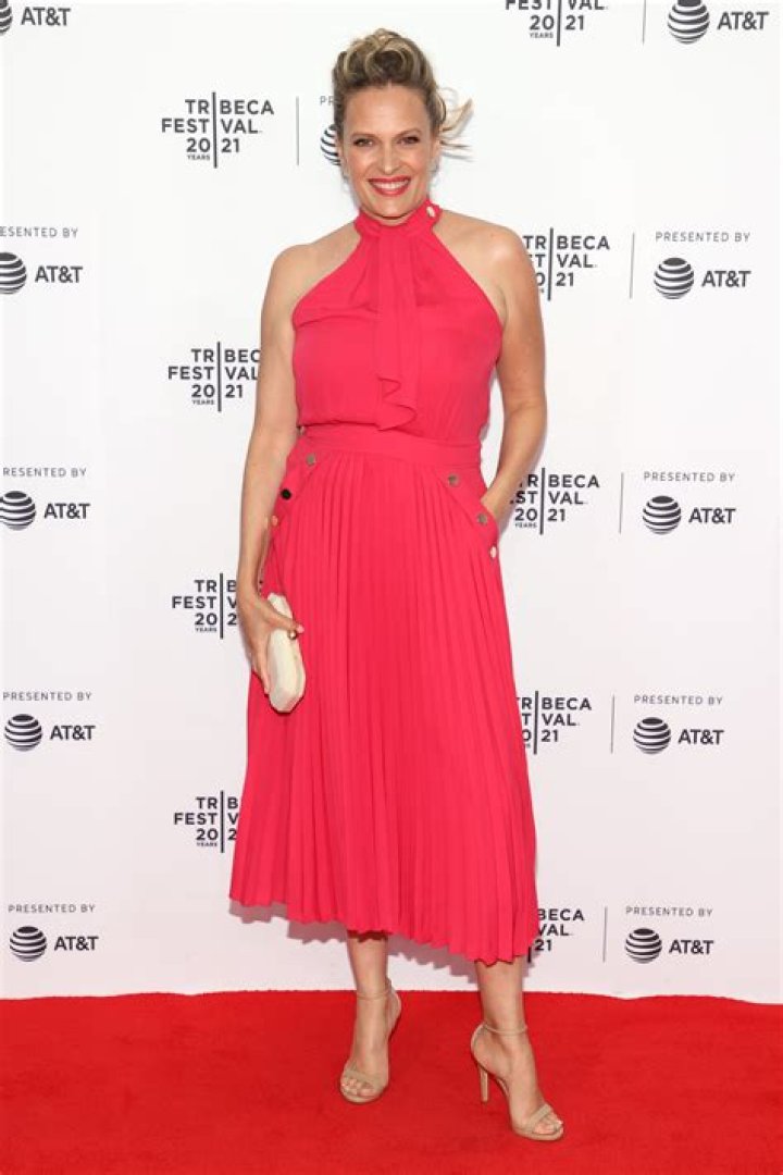 Vinessa Shaw Net Worth